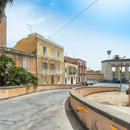 Cuella Casa- Ortigia Holidays Apartment *